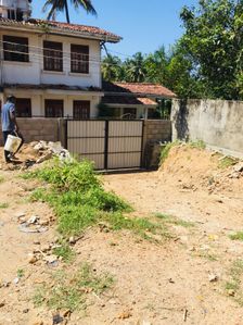 9P Land for Sale in Malabe Town