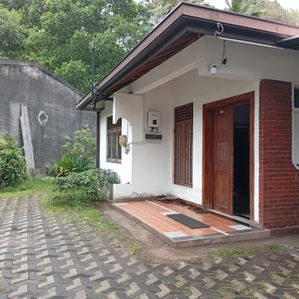 Land with House for Sale in Thalahena, Battaramulla - Image 2