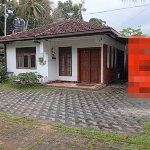 Land with House for Sale in Thalahena, Battaramulla - Image 3
